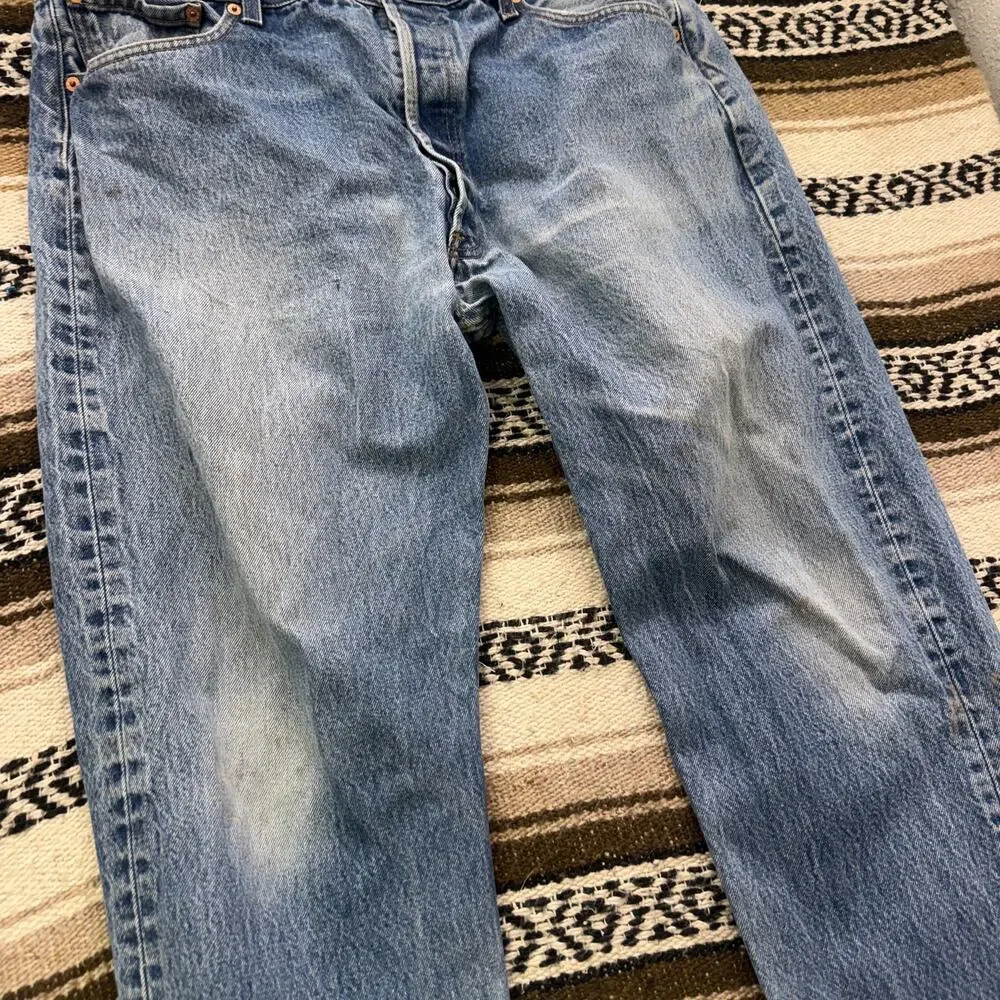 Men's Vintage 90's Levi's 501 XX Button Fly Light Wash Denim Blue Jeans 37 x 29